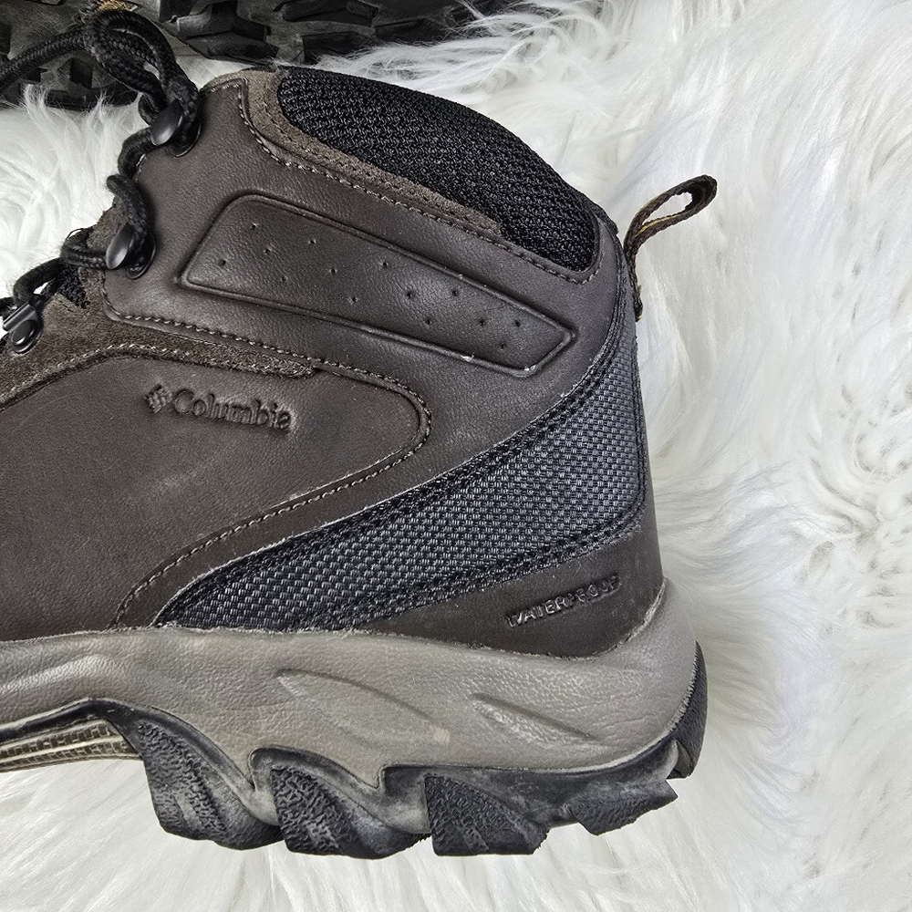 Columbia Mens Brown Hiking Boot Size 10 Wide - Picture 12 of 16